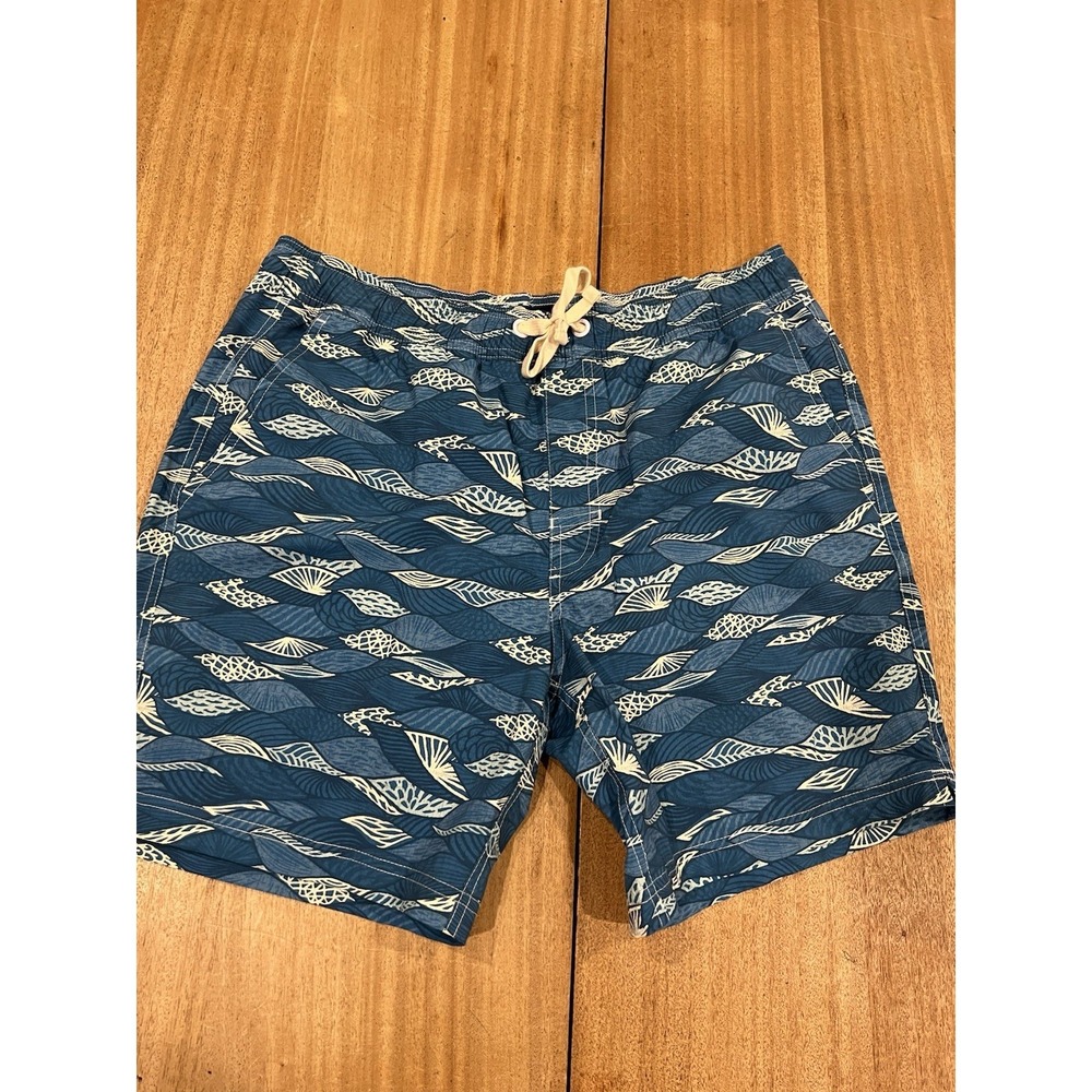 Johnnie-O Swim Trunks Men M Blue Tottori Board Shorts Wave Pattern 7" Inseam